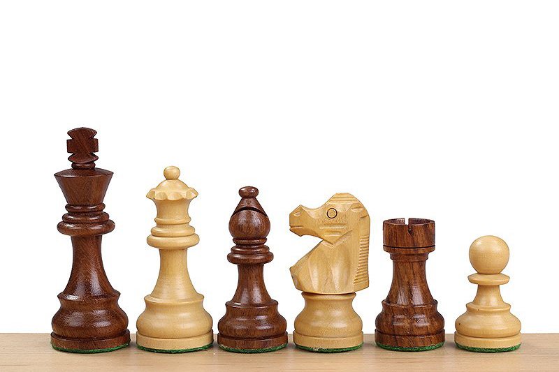 1-resized chessmen acacia