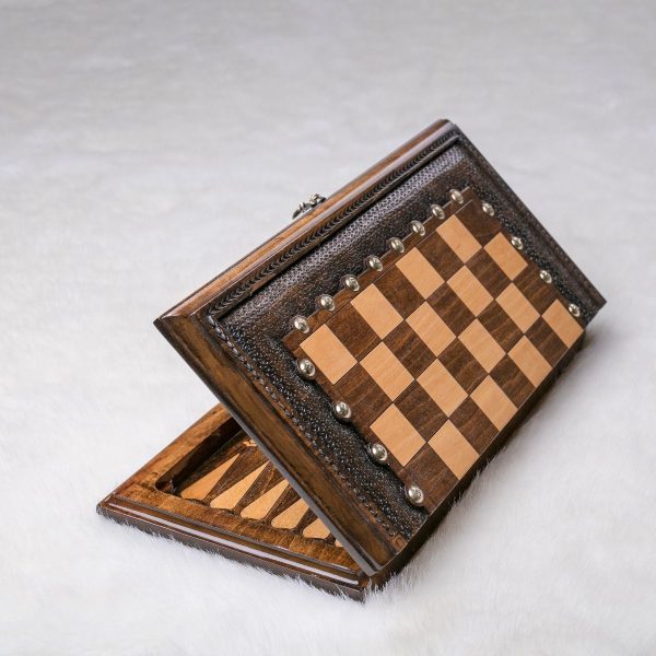 Classic Style Backgammon