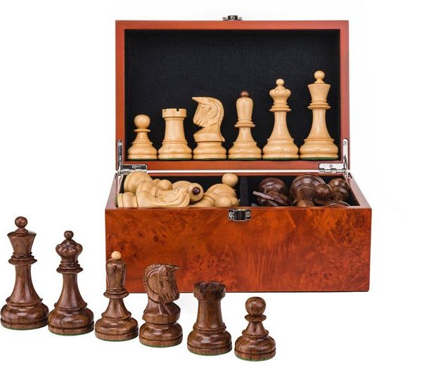chess pieces in box