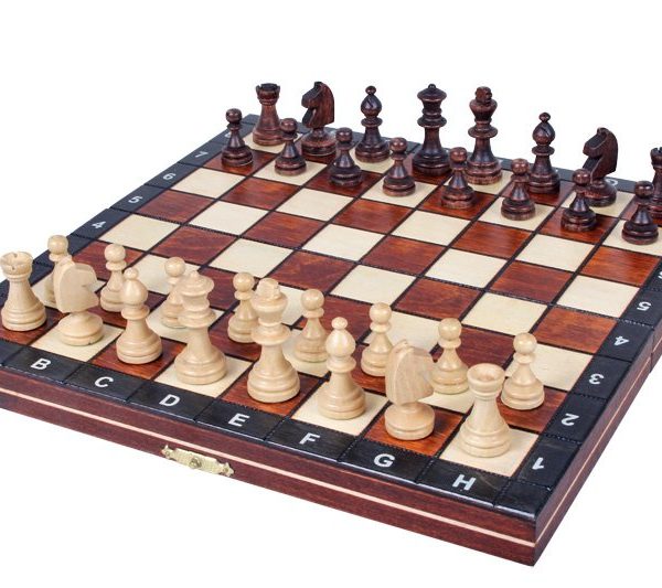 magnetic chess set