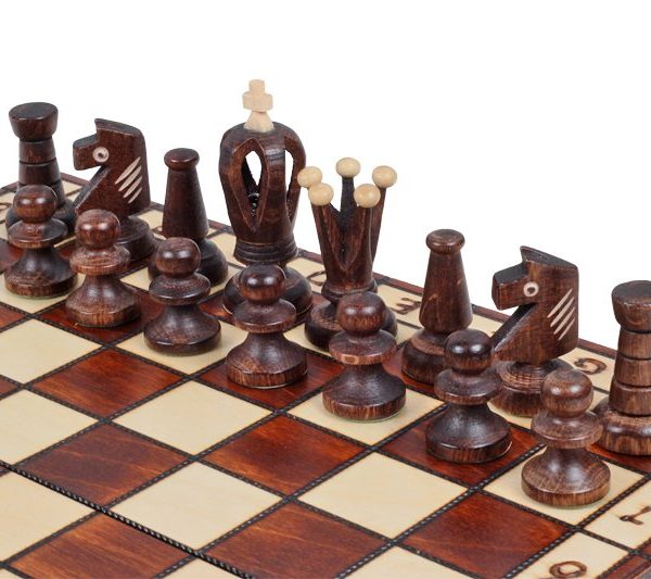 royal wooden chess set