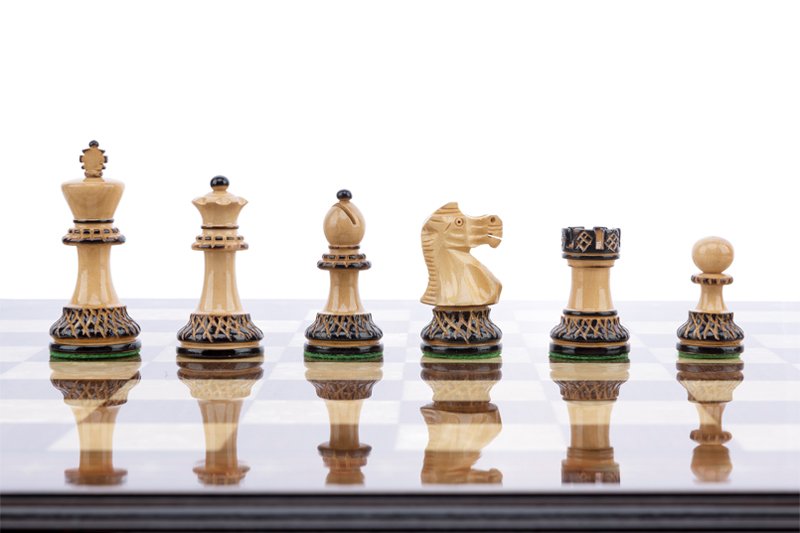 Schachfiguren Royal Burnt 7.5 cm